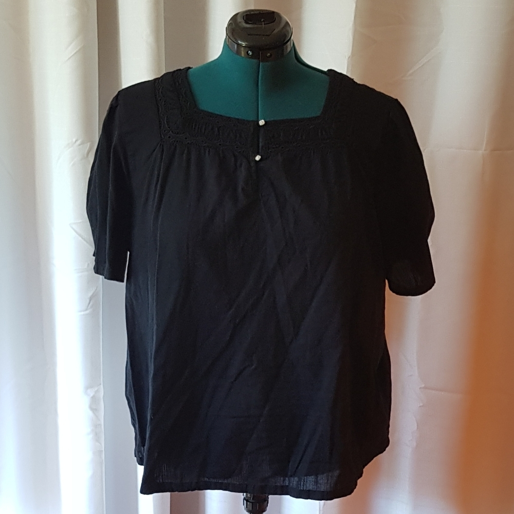 Old Navy basic black blouse